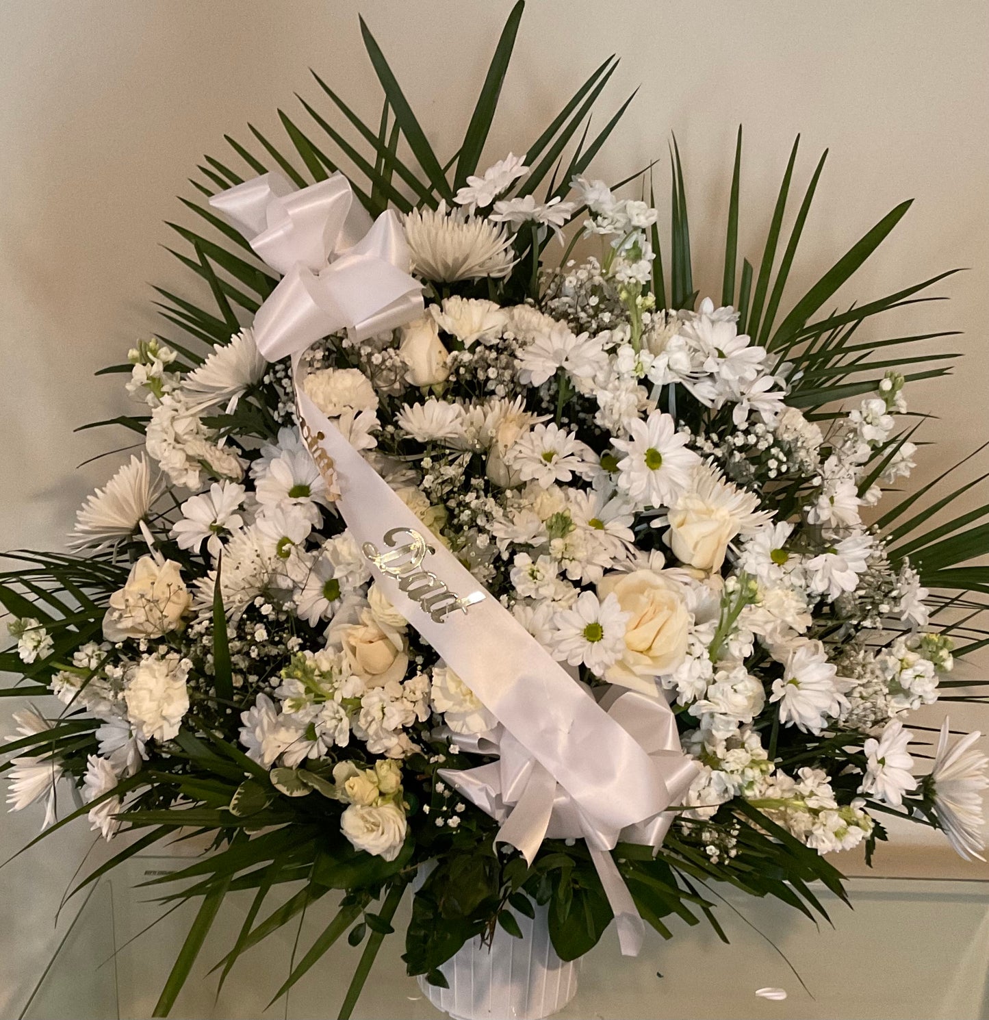 Pequa Mixed White Flowers – Pequa Park Florists Inc, Massapequa NY