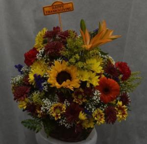 FALLTHANKCP64 – Pequa Park Florists Inc, Massapequa NY