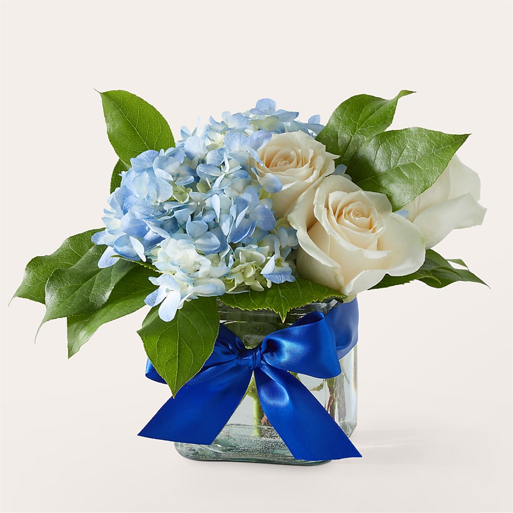 Sky Blue Delight Bouquet – Pequa Park Florists Inc, Massapequa NY