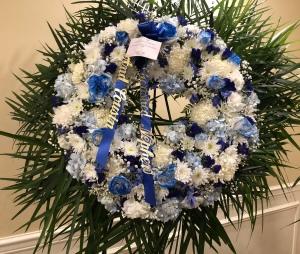 pblwhtwreath1 – Pequa Park Florists Inc, Massapequa NY