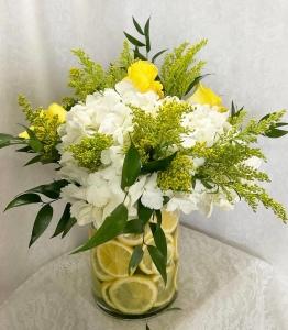 plemonvase – Pequa Park Florists Inc, Massapequa NY