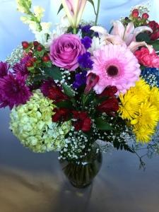 Pequa Spring Vase 3 – Pequa Park Florists Inc, Massapequa NY