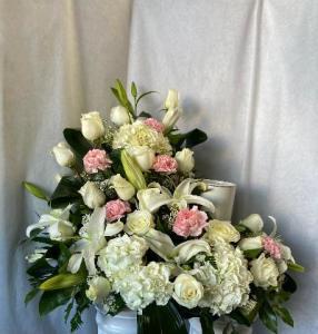 pwpurn200 – Pequa Park Florists Inc, Massapequa NY