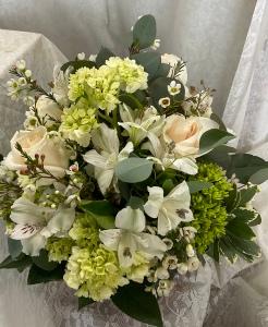 pwtc3 – Pequa Park Florists Inc, Massapequa NY