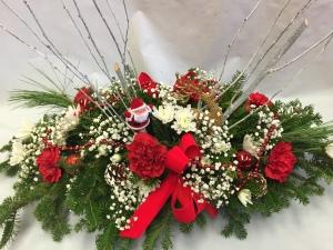 Pequa Christmas Centerpiece 1 – Pequa Park Florists Inc, Massapequa NY