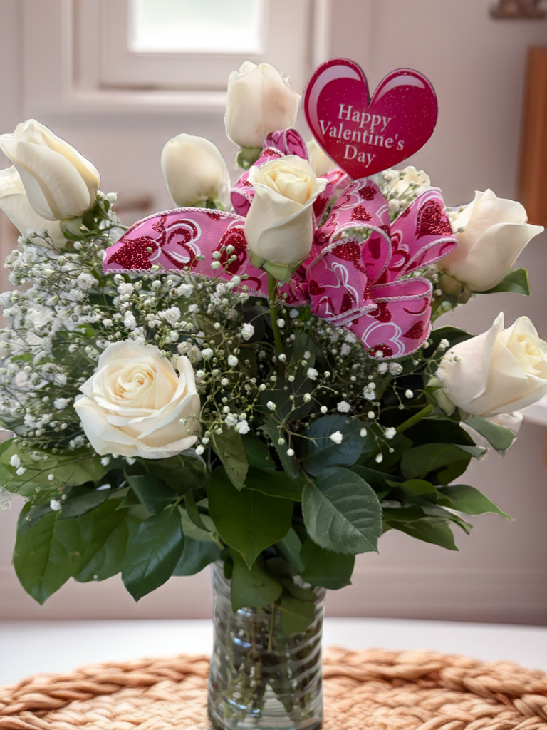 R12 WHITE ROSE BB – Pequa Park Florists Inc, Massapequa NY
