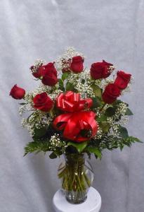 red roses vase/with baby’s breath – Pequa Park Florists Inc, Massapequa NY