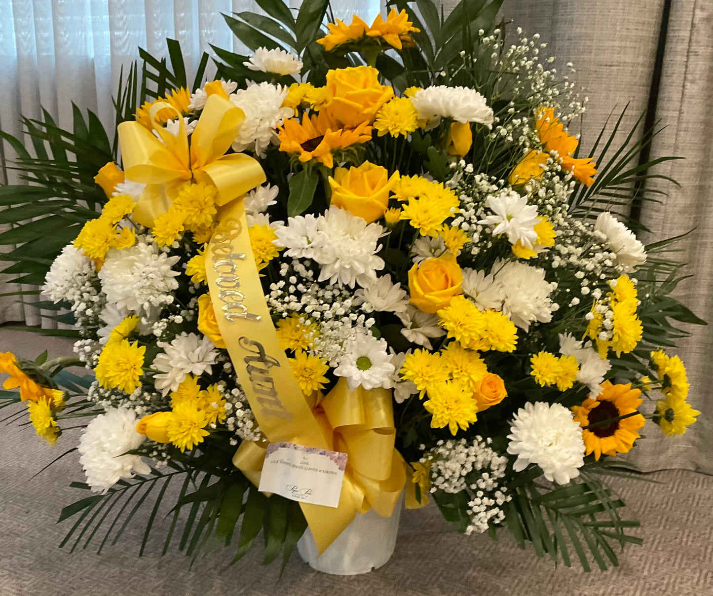 Pequa Sunflower, White and Yellow Flowers – Pequa Park Florists Inc, Massapequa NY