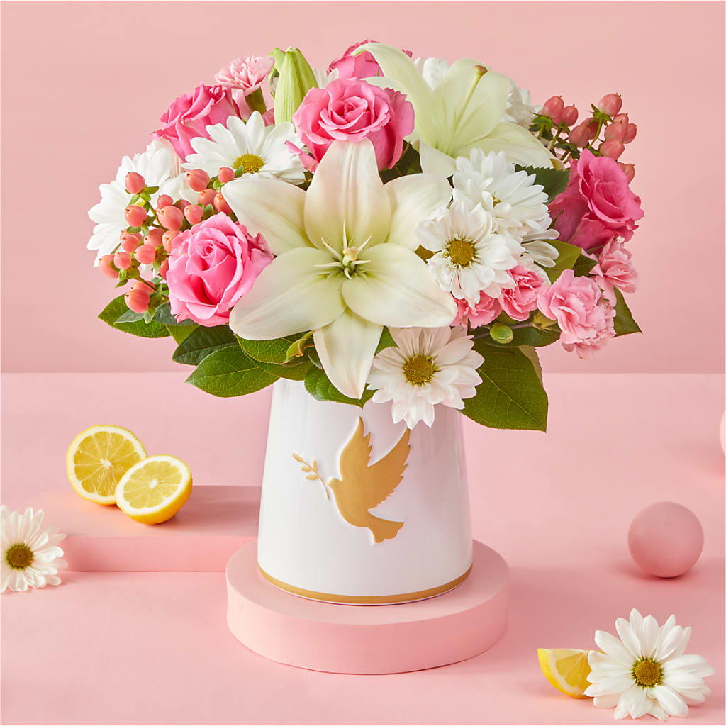 Whispers of Comfort Bouquet –  Pequa Park Florists Inc, Massapequa NY