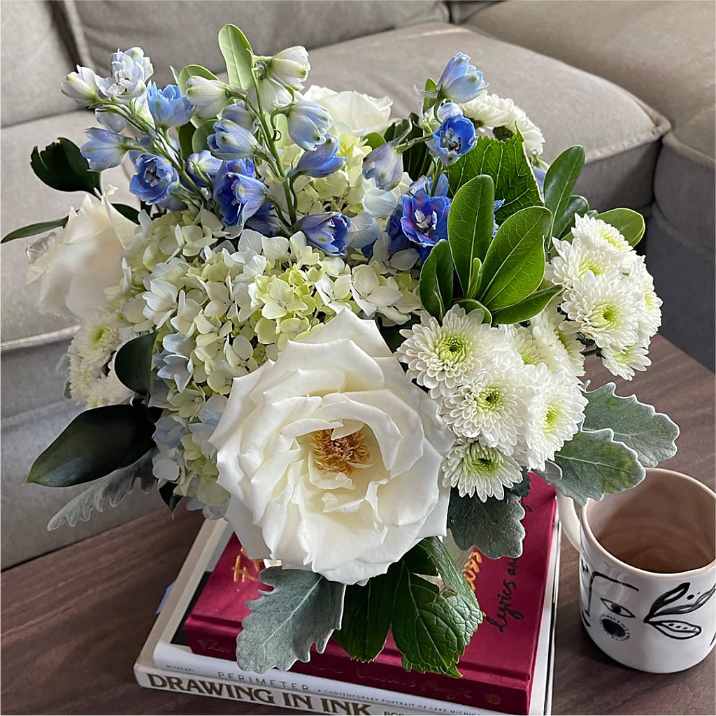 Clear Skies Bouquet –  Pequa Park Florists Inc, Massapequa NY