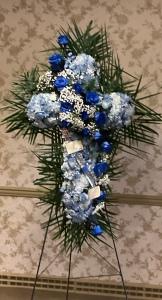 pbcross –  Pequa Park Florists Inc, Massapequa NY