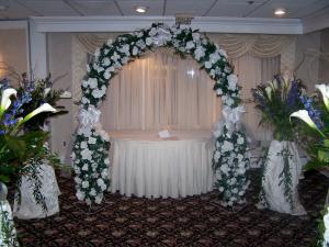 pequawhitearch –  Pequa Park Florists Inc, Massapequa NY