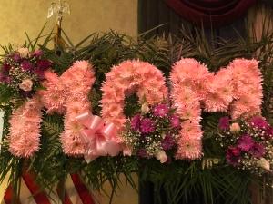 pmom1 –  Pequa Park Florists Inc, Massapequa NY
