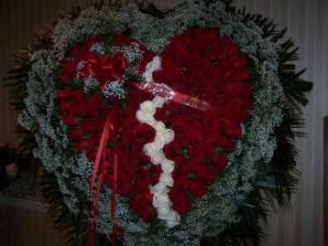 Pequa Red Heart with White Roses –  Pequa Park Florists Inc, Massapequa NY