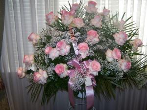 pstcespwt-00175 –  Pequa Park Florists Inc, Massapequa NY