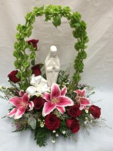 urn flowers –  Pequa Park Florists Inc, Massapequa NY