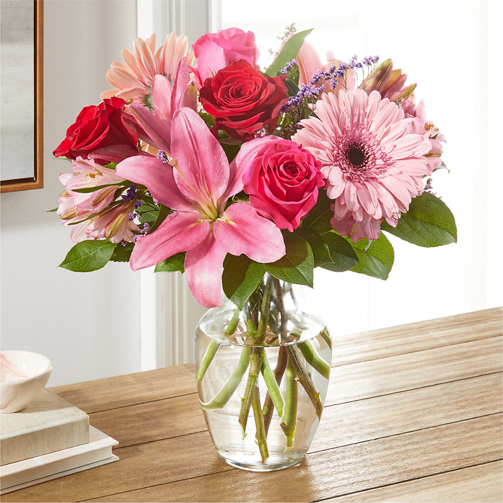 Lots of Love Bouquet –  Pequa Park Florists Inc, Massapequa NY